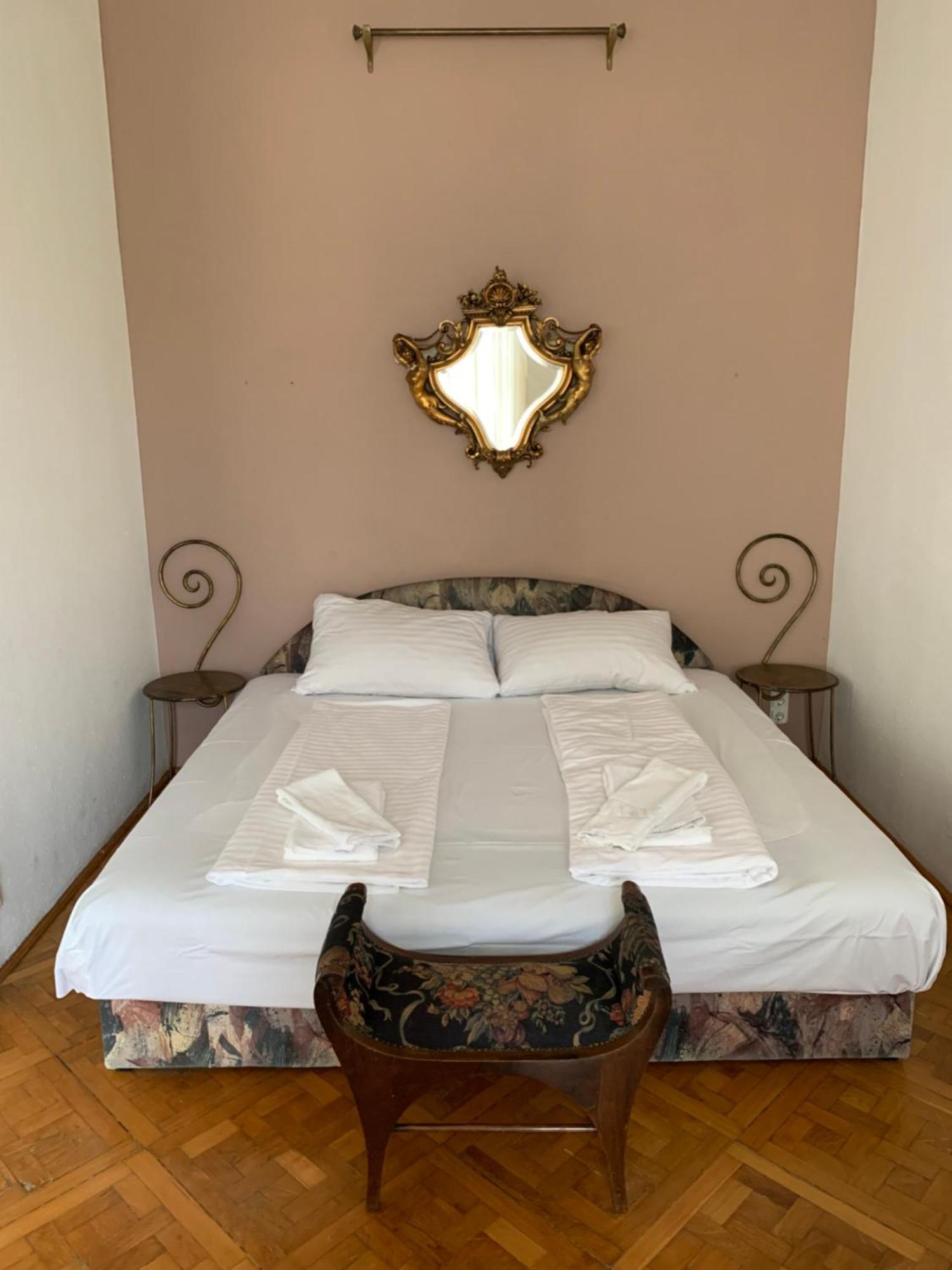 Libra Grande Venetian Style Apartment Budapest Exterior foto