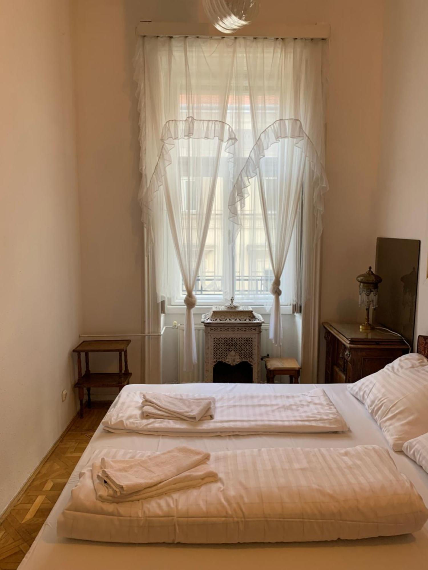 Libra Grande Venetian Style Apartment Budapest Exterior foto